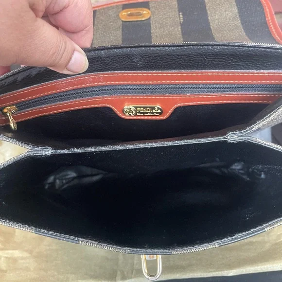 🔥FENDI 🔥VINTAGE 🔥Striped Black and Brown Handbag.🔥 - Picture 11 of 12